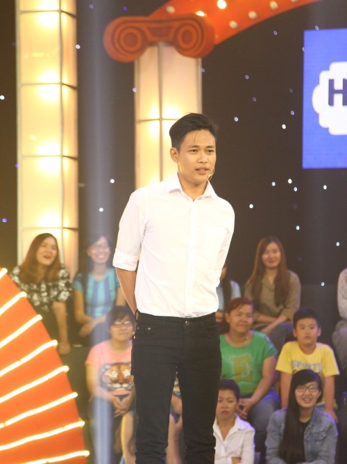 Trấn Thành "phát cuồng" chàng hot boy bán trà sữa - 1