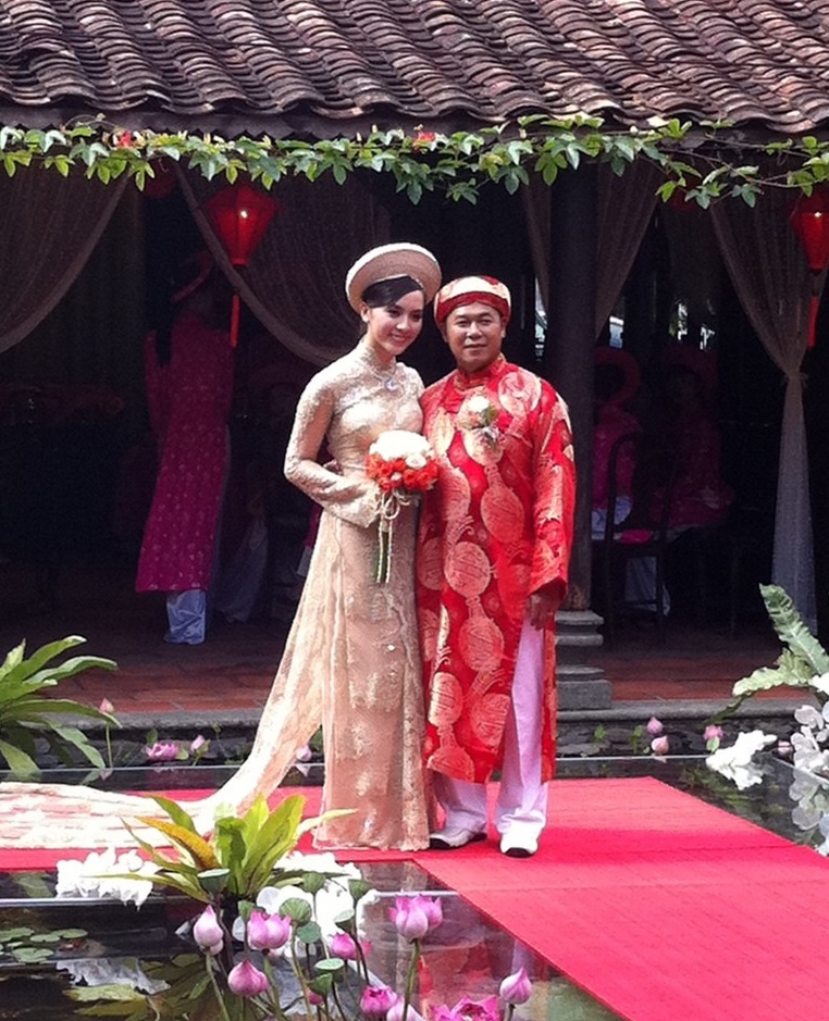 Dàn hoa - á hậu lên xe hoa với đại gia ngay sau đăng quang - 9