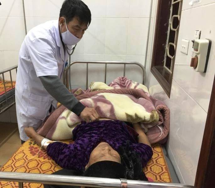 Suýt mất mạng nghi do ăn phải giống "sâm lạ" - 1