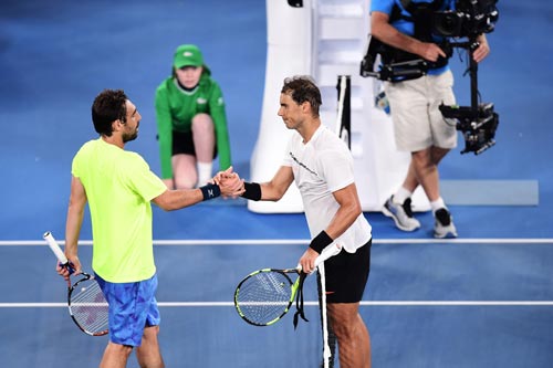 Australian Open ngày 4: Dimitrov ngược dòng, Raonic thắng dễ Australian Open ngày 4: Dimitrov ngược dòng, Raonic thắng dễ