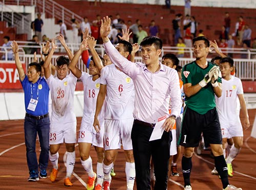 Công Vinh: Ông chủ tịch CLB nào ở Việt Nam được như tôi Công Vinh: Ông chủ tịch CLB nào ở Việt Nam được như tôi