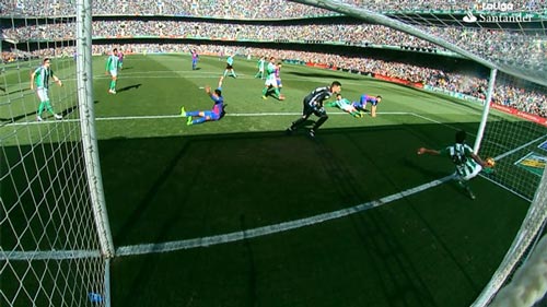 Trọng tài không sai sót, Barca sẽ bỏ xa Real 9 điểm Trọng tài không sai sót, Barca sẽ bỏ xa Real 9 điểm