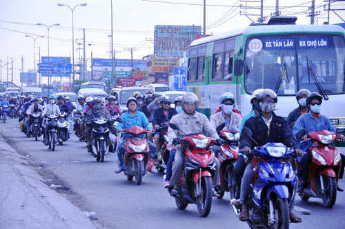 Người dân trở lại SG sau Tết, đường phố thông thoáng Người dân trở lại SG sau Tết, đường phố thông thoáng