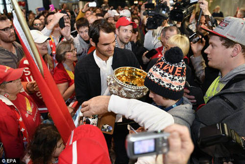 "Soái ca" Federer: Tennis giỏi, kiếm tiền mát tay "Soái ca" Federer: Tennis giỏi, kiếm tiền mát tay