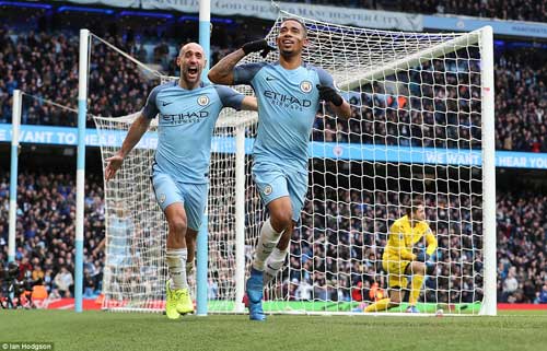 Man City: Gabriel Jesus rực sáng, Aguero đi đâu về đâu? - 1