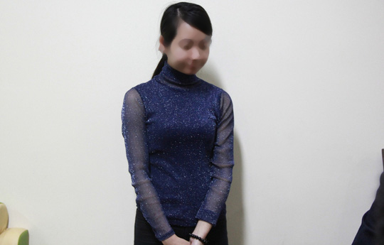 Bé 3 tuổi bị cô giáo mầm non đánh thâm đùi - 2