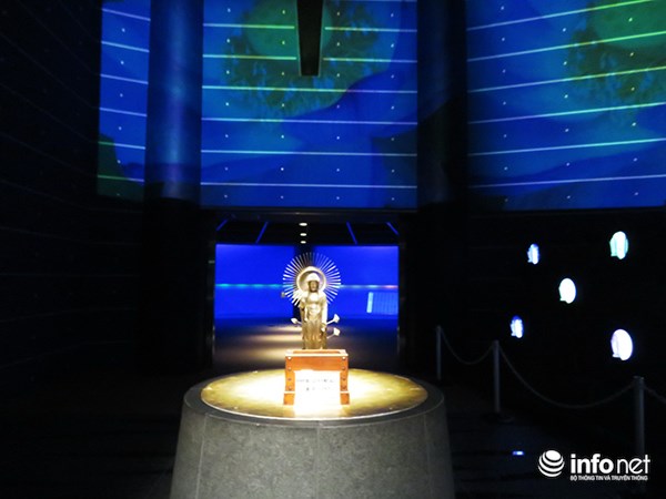 Chiêm bái tượng Phật bằng đồng lớn nhất thế giới ở Nhật Bản - 16