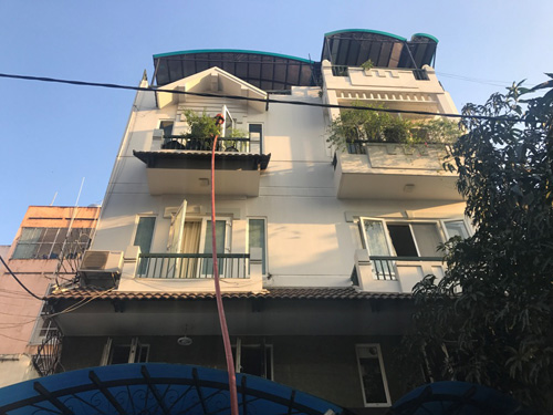 Cháy nhà rằm tháng Giêng, 5 người gào khóc cầu cứu Cháy nhà rằm tháng Giêng, 5 người gào khóc cầu cứu