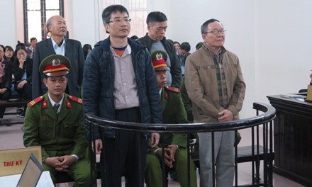 Đại án Vinashinlines: Bố con Giang Kim Đạt kêu oan Đại án Vinashinlines: Bố con Giang Kim Đạt kêu oan