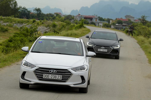 Hyundai Elantra đạt mốc sản xuất 5.000 chiếc ở Việt Nam Hyundai Elantra đạt mốc sản xuất 5.000 chiếc ở Việt Nam