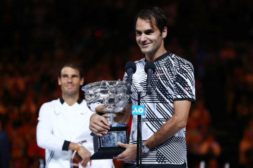 Federer & bí quyết siêu cường: Nhờ… ngủ nướng & vợ con Federer & bí quyết siêu cường: Nhờ… ngủ nướng & vợ con