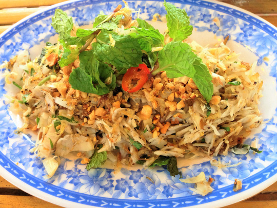 Những món ăn xứ Quảng "nhìn phát thèm" ở Sài Gòn - 3