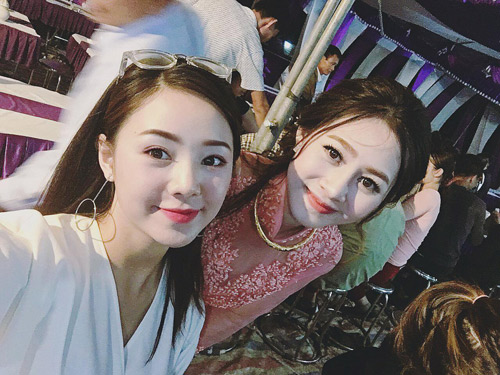 Hot girl chịu khó &#34;lả lơi&#34; nhất làng hài miền Bắc bất ngờ lên xe hoa - 3
