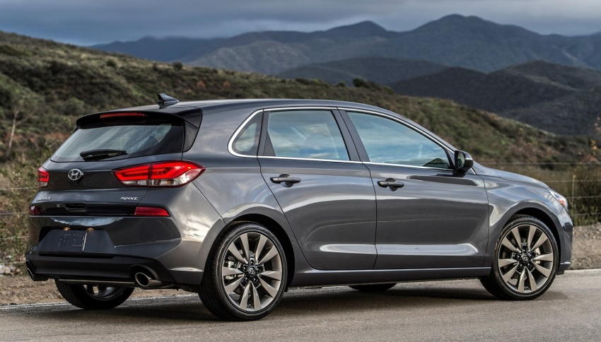 Hyundai ra mắt Elantra GT 2018 - 2