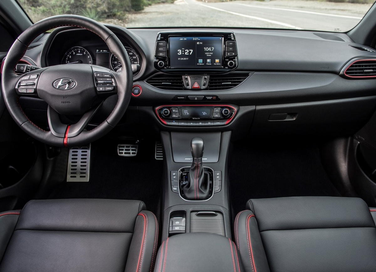 Hyundai ra mắt Elantra GT 2018 - 4
