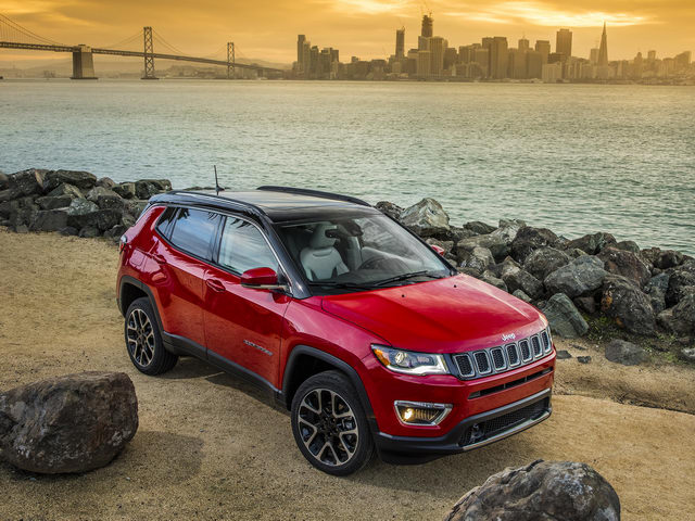 Jeep Compass 2017: Xe việt dã chỉ 504 triệu đồng Jeep Compass 2017: Xe việt dã chỉ 504 triệu đồng