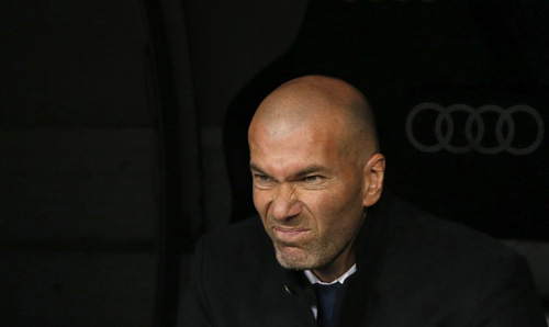 Real mất ngôi đầu Liga: Vì Zidane quá yêu cái đẹp Real mất ngôi đầu Liga: Vì Zidane quá yêu cái đẹp