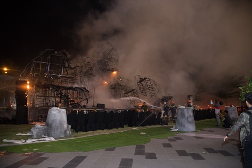 Cháy rụi sân khấu ra mắt bom tấn Kong ở TPHCM - 7