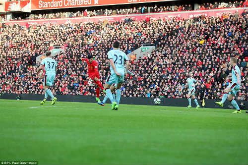 Liverpool thắng “xấu xí”, Klopp khen đối thủ đá tốt - 1