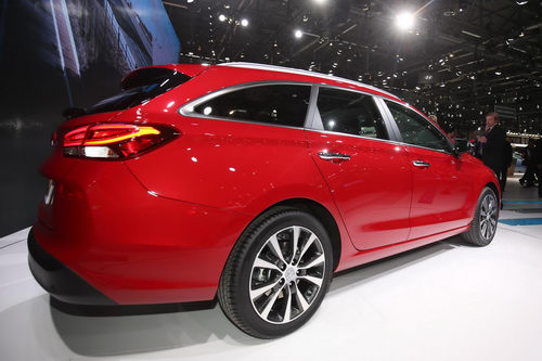 Hyundai i30 Wagon 2017 hoàn toàn mới ra mắt - 4