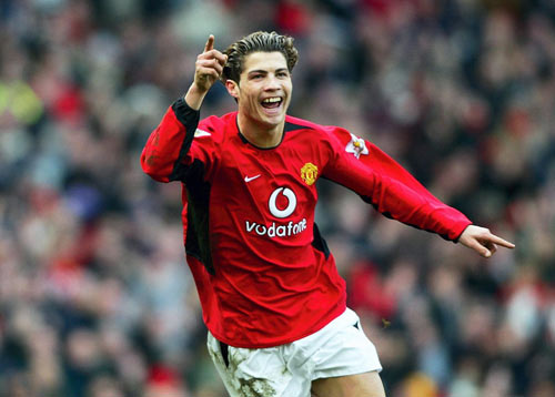 MU & ngôi sao tranh cãi: Ronaldo xuất chúng nhưng chưa vĩ đại? (P3) MU & ngôi sao tranh cãi: Ronaldo xuất chúng nhưng chưa vĩ đại? (P3)