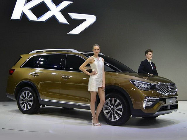 Kia KX7: Biến thể của Sorento, giá từ 593 triệu đồng Kia KX7: Biến thể của Sorento, giá từ 593 triệu đồng