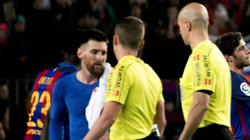 Đua với Real, Barca - Messi dùng chiêu "cáo già" - 2