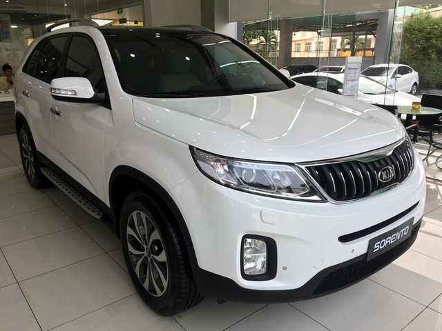 Kia Sorento 2017 có giá từ 848 triệu đồng ở Việt Nam Kia Sorento 2017 có giá từ 848 triệu đồng ở Việt Nam
