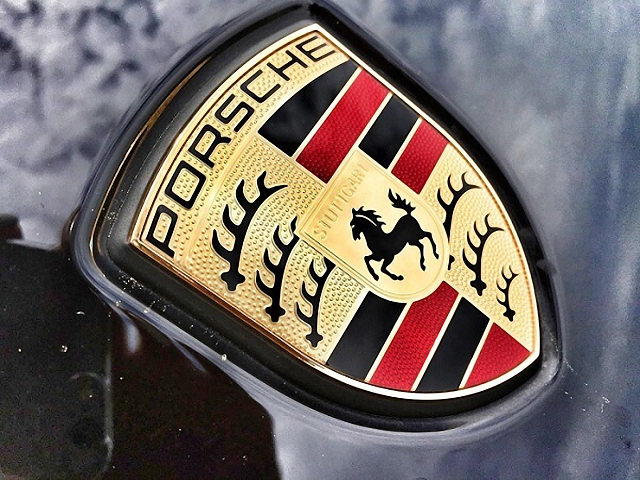 Porsche lời 387 triệu đồng trên mỗi xe bán ra Porsche lời 387 triệu đồng trên mỗi xe bán ra