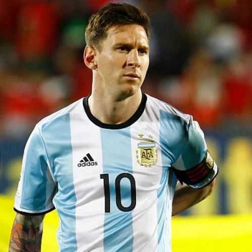 Messi từ Siêu kinh điển tới Argentina: Thiên tài bị trù dập - 1