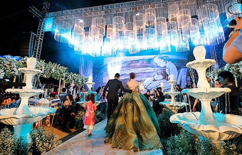 Chi 6 tỷ đồng làm đám cưới, cô dâu đại gia chiều lòng bạn trai 7 năm - 2