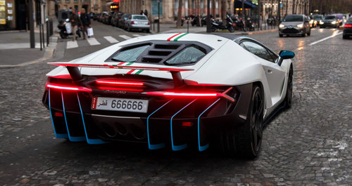 Bắt gặp Lamborghini Centenario mang biển "lục quý 6" siêu độc Bắt gặp Lamborghini Centenario mang biển "lục quý 6" siêu độc