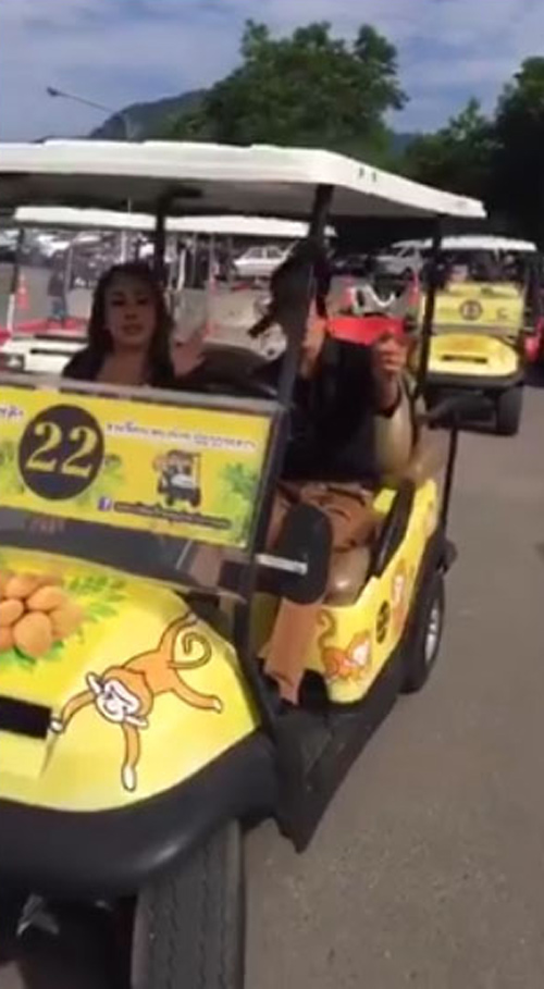 Choáng vì những "phi công trẻ" chiều nữ đại gia 58 tuổi tới bến - 10