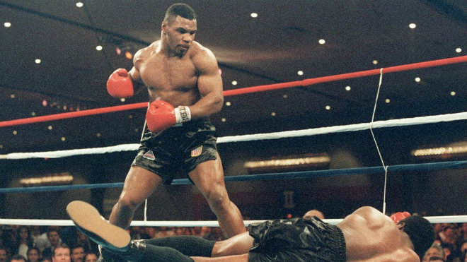 "Quái thú" boxing 2m13, 145 kg: 2 lần khiến Mike Tyson chạy "mất dép" - 2