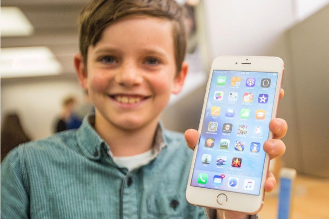 Apple mạnh tay ngăn chặn tình trạng nghiện smartphone ở trẻ em