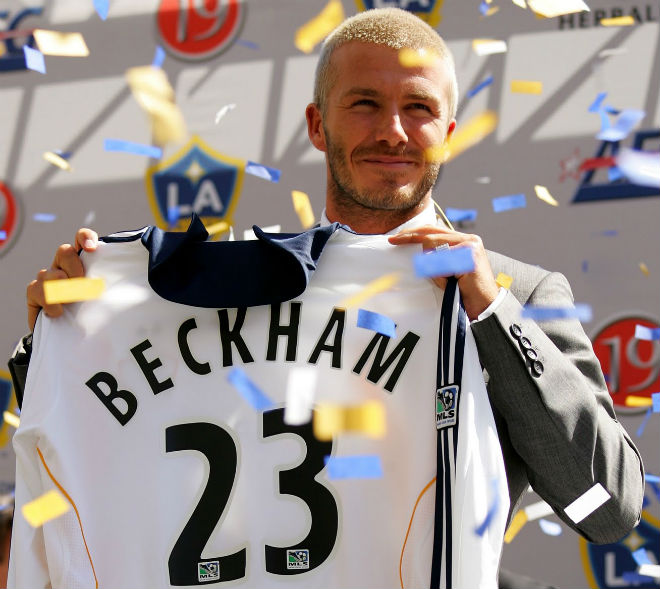 Chấn động bóng đá Mỹ 11/1: Beckham ẵm 128 triệu bảng, bỏ Real đến LA Galaxy Chấn động bóng đá Mỹ 11/1: Beckham ẵm 128 triệu bảng, bỏ Real đến LA Galaxy