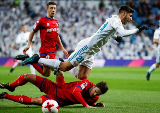 Real Madrid - Numancia: Tưng bừng 2 cú đúp, thẻ đỏ phút 92 Real Madrid - Numancia: Tưng bừng 2 cú đúp, thẻ đỏ phút 92