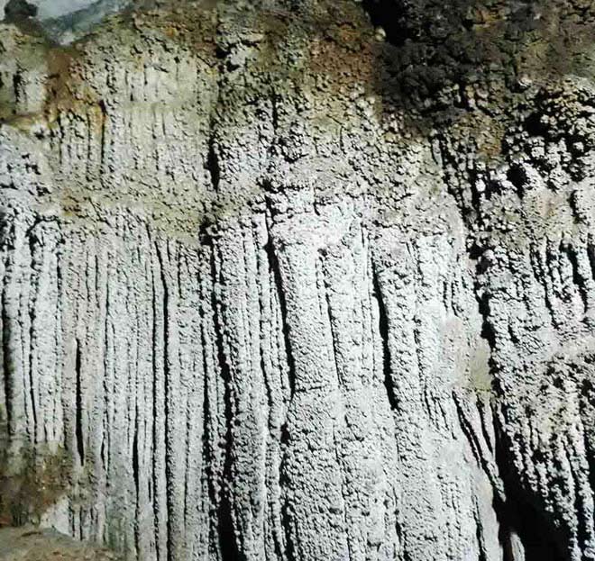 Ở Điện Biên có một hang động nguyên sơ đẹp đến khó tin - 11