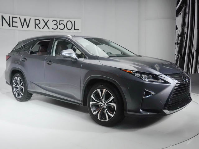 Lexus RX 350L 7 chỗ đến gần Việt Nam với giá 3 tỷ đồng Lexus RX 350L 7 chỗ đến gần Việt Nam với giá 3 tỷ đồng