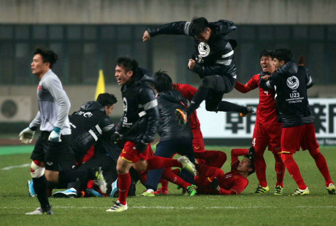 U23 Việt Nam vào bán kết: Park Hang Seo bật khóc, HLV Iraq khâm phục U23 Việt Nam vào bán kết: Park Hang Seo bật khóc, HLV Iraq khâm phục