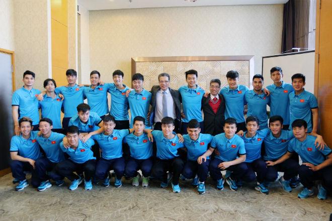 Tin nóng U23 châu Á 22/1: Quang Hải khen &#34;nức mũi&#34; HLV Park Hang Seo - 2