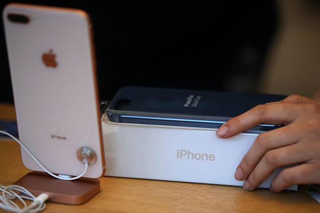 CẢNH BÁO: Sau 18 tháng, pin iPhone X, 8 và 8 Plus sẽ bị hao mòn