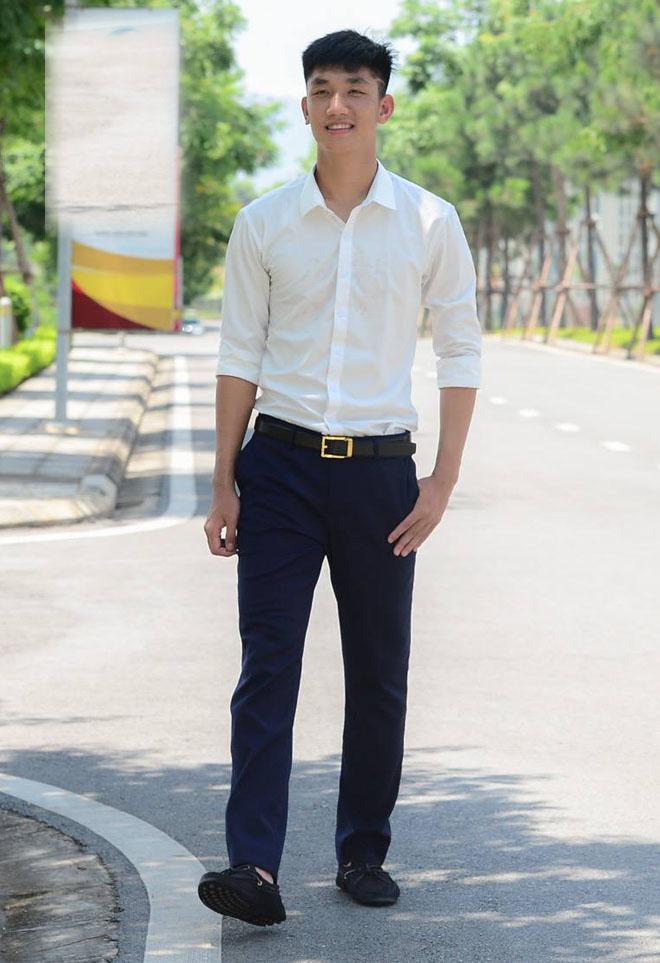 Hot boy U23 VN - Duy Mạnh, Trọng Đại mặc sơ mi quá điển trai Hot boy U23 VN - Duy Mạnh, Trọng Đại mặc sơ mi quá điển trai