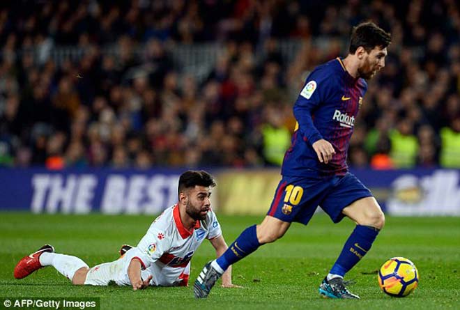 Barcelona - Alaves: Đòn kết liễu từ siêu phẩm đá phạt Barcelona - Alaves: Đòn kết liễu từ siêu phẩm đá phạt