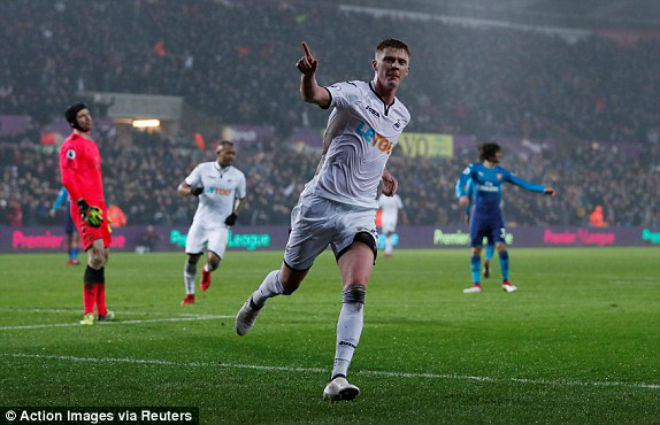 Swansea - Arsenal: Sai lầm chết người, "thảm họa" ngày ra mắt Swansea - Arsenal: Sai lầm chết người, "thảm họa" ngày ra mắt