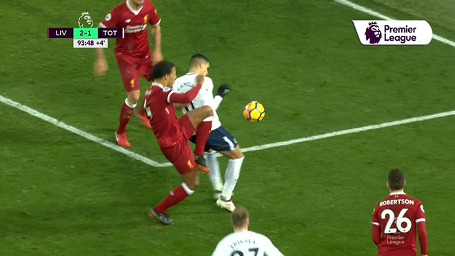 &#34;Thảm họa&#34; Liverpool - Tottenham: 11m tưởng tượng, suýt &#34;bẻ còi&#34; kiểu V-League - 2