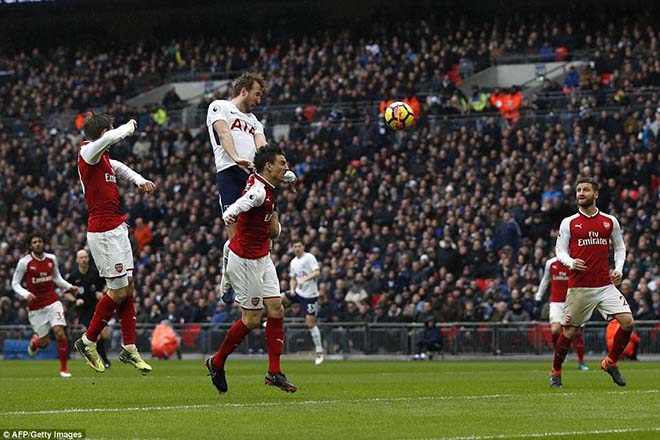 Góc chiến thuật Tottenham - Arsenal: Vỡ vụn bởi pressing, “hung thần” Harry Kane - 2