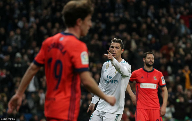 Hoàng đế Ronaldo: Bùng nổ "siêu hat-trick", La Liga quỳ rạp - 4