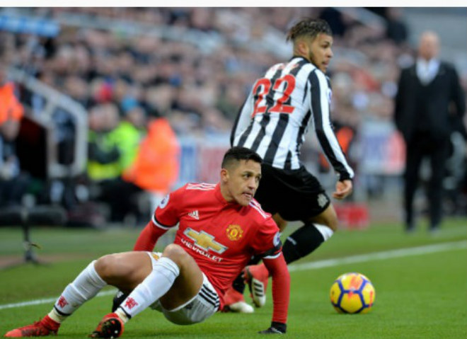 Newcastle - MU: Khung thành "ma ám", nhát kiếm chí tử Newcastle - MU: Khung thành "ma ám", nhát kiếm chí tử