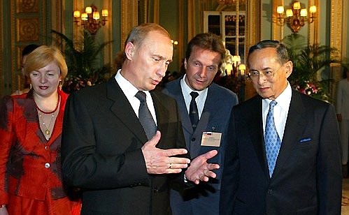 Tổng thống Putin đứng đầu những nhà lãnh đạo giàu nhất thế giới - 10